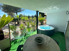 Appart-one terrasse jacuzzi parking